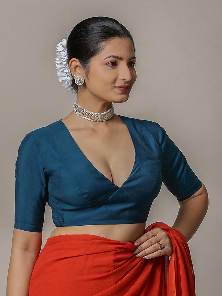 Binks_Saree-Blouse_DaminiCrystalTealRozaanaXS_9.webp